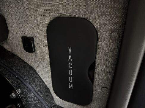 New 2025 GMC Savana 2500 Extended w/ Driver Convenience Package image 36