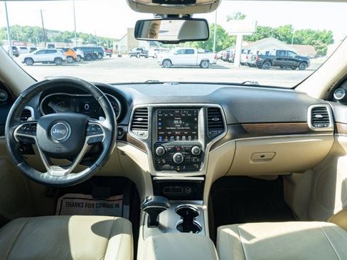 Used 2014 Jeep Grand Cherokee Limited w/ Trailer Tow Group IV AWD/4WD image 28