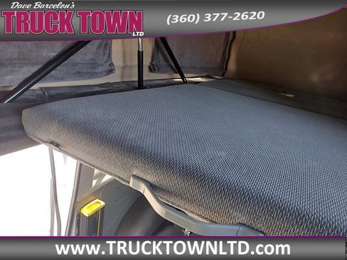 Used 2006 Ford E-350 and Econoline 350 XLT image 25