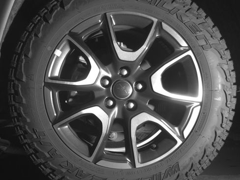 Used 2025 Jeep Compass Trailhawk image 14