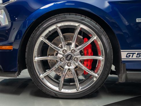 Used 2012 Ford Mustang Shelby GT500 w/ Electronics Pkg RWD image 29