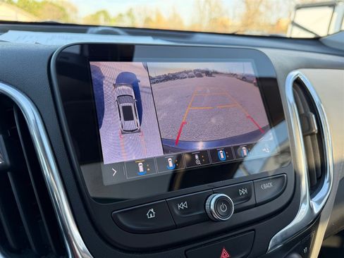 Used 2020 Chevrolet Equinox Premier image 30