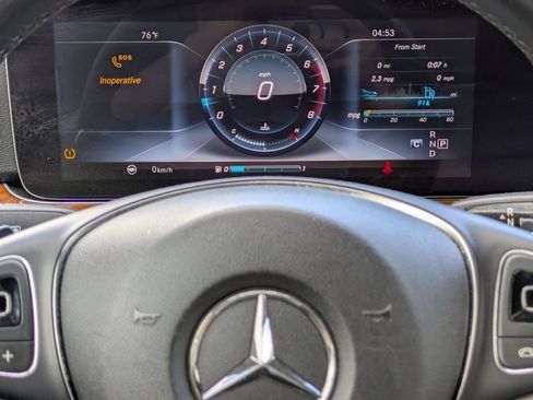 Used 2017 Mercedes-Benz E 300 image 27