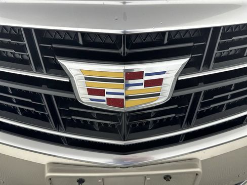 Used 2016 Cadillac XTS Luxury AWD/4WD image 34
