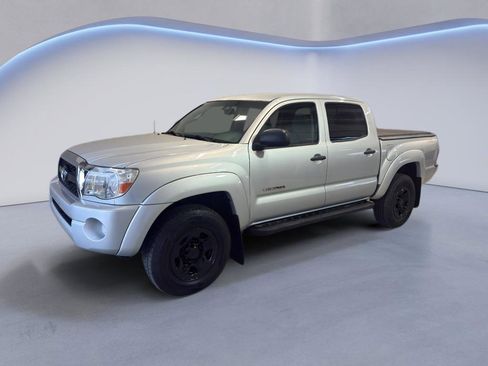 Used 2011 Toyota Tacoma 4x4 Double Cab w/ SR5 Pkg #2 image 3