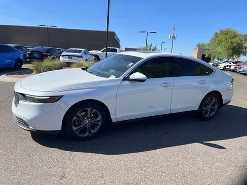 Used 2023 Honda Accord EX image 1