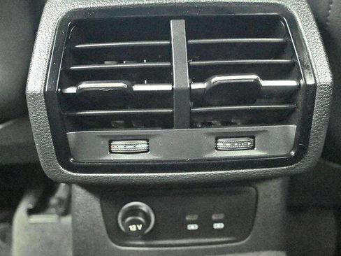 Used 2021 Audi Q3 2.0T Premium w/ Convenience Package image 11