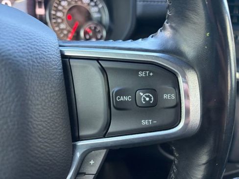 Used 2022 RAM 1500 Laramie w/ Sport Appearance Package image 8