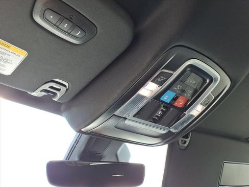 Used 2025 RAM 1500 Big Horn image 30