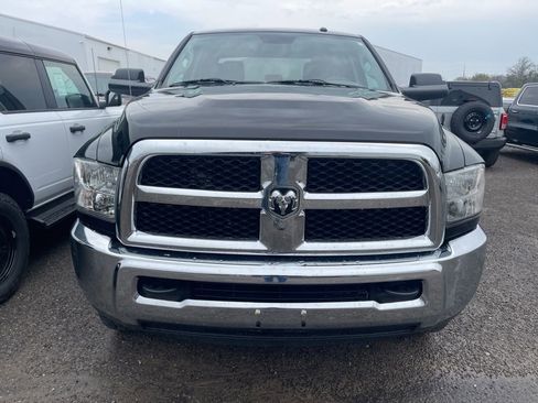 Used 2015 RAM 2500 Tradesman w/ Chrome Appearance Group image 2