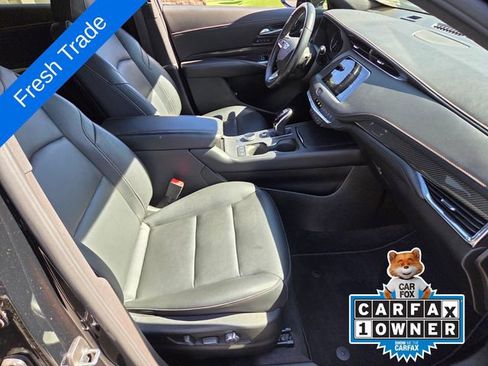 Used 2023 Cadillac XT4 Sport w/ Cold Weather Package FWD image 15