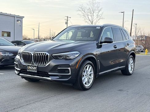 Used 2023 BMW X5 xDrive45e w/ Parking Assistance Package AWD/4WD image 6