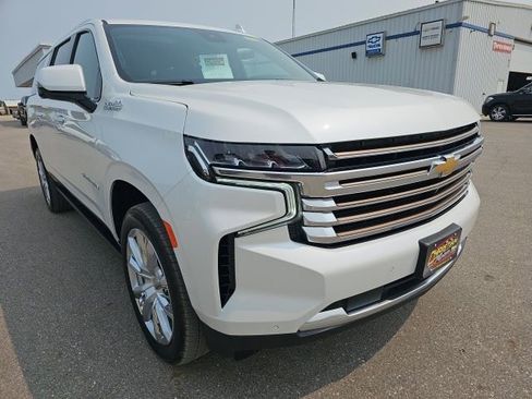 Used 2023 Chevrolet Suburban High Country w/ Premium Package 2 image 7