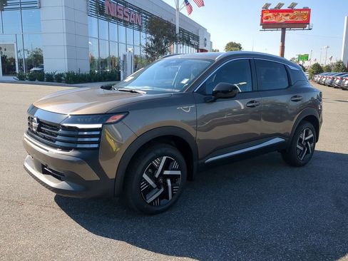 New 2026 Nissan Kicks SV w/ SV Premium Package image 8