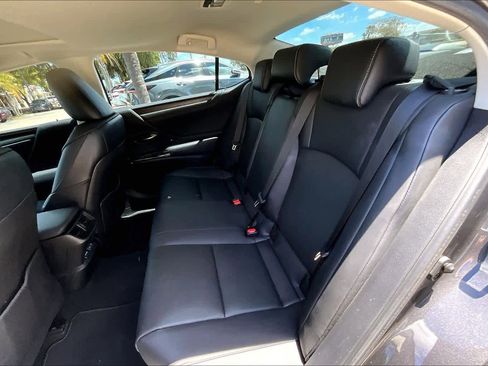 Used 2025 Lexus ES 300h w/ Premium Package FWD image 21