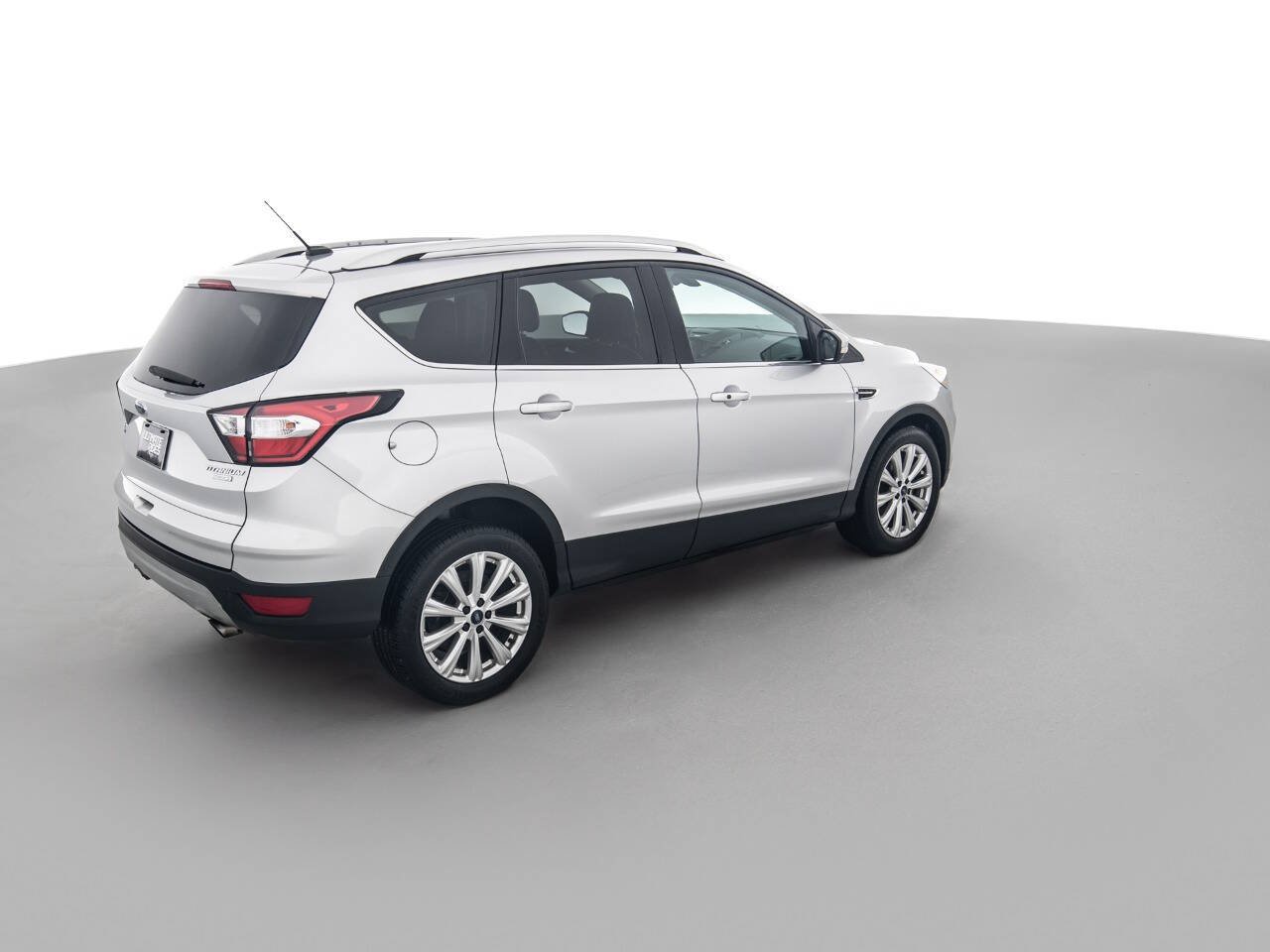 Used 2017 Ford Escape Titanium FWD image 5