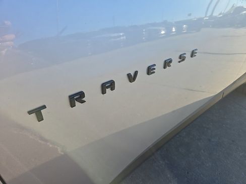 Used 2022 Chevrolet Traverse RS w/ LPO, Floor Liner Package image 17