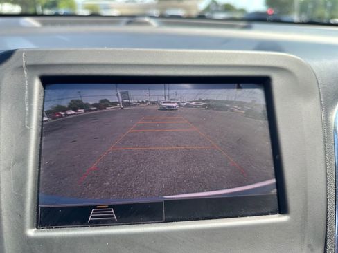 Used 2024 Chevrolet Equinox LT FWD image 13
