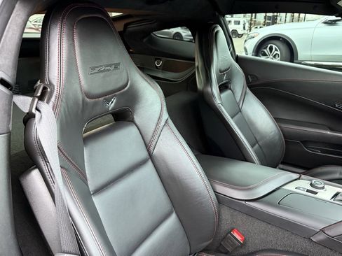 Used 2019 Chevrolet Corvette Z06 image 24