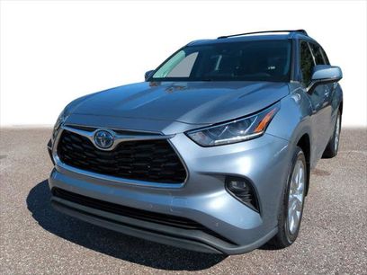 Certified 2021 Toyota Highlander Limited