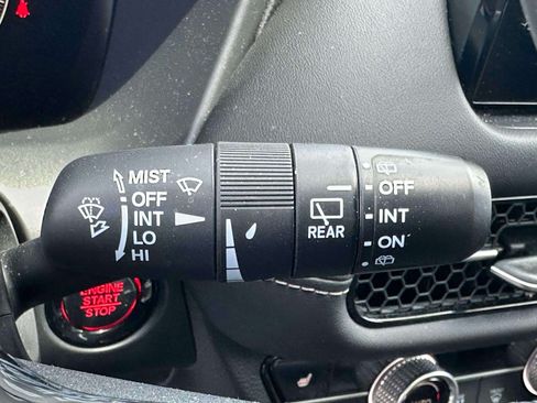 Certified 2024 Honda HR-V EX-L image 21