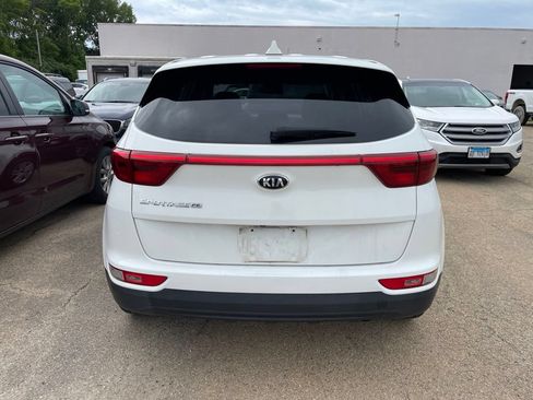 Used 2017 Kia Sportage LX FWD image 3