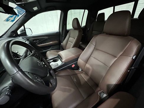 Used 2025 Honda Ridgeline RTL image 27