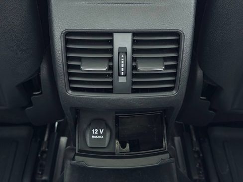 Used 2018 Mercedes-Benz CLA 250 4MATIC image 23