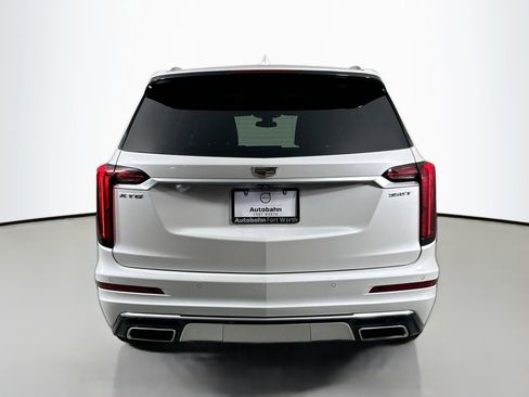 Used 2022 Cadillac XT6 Luxury image 7