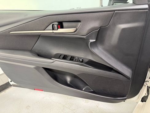 Used 2025 Toyota Camry LE FWD image 14