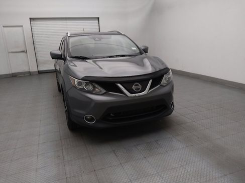 Used 2019 Nissan Rogue Sport SL w/ Premium Package FWD image 14