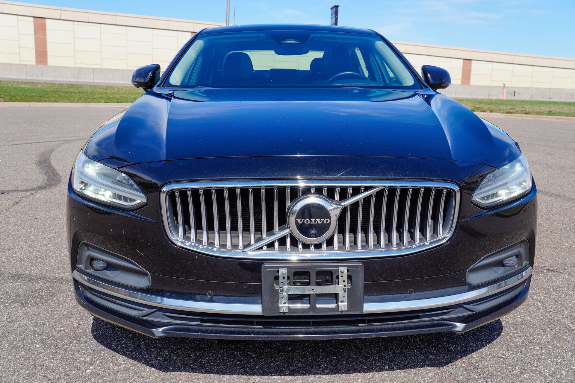 Used 2023 Volvo S90 B6 Ultimate w/ Protection Package Premier AWD/4WD image 8