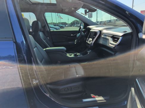 Used 2023 GMC Acadia SLT w/ Elevation Edition FWD image 38