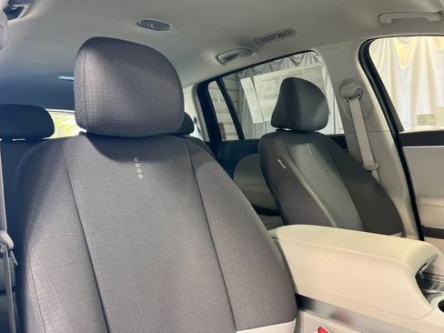 New 2026 Hyundai Ioniq 9 SE image 15