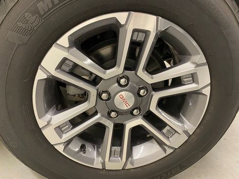 Used 2025 GMC Terrain Elevation AWD/4WD image 26