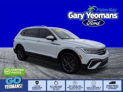 Used 2022 Volkswagen Tiguan SE w/ Panoramic Sunroof Package