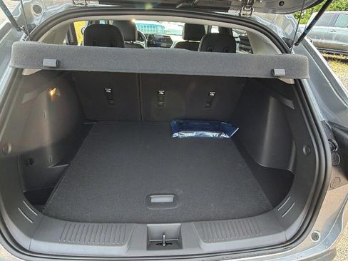 New 2026 Chevrolet Trax LT FWD image 12