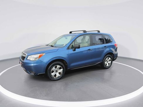 Used 2016 Subaru Forester 2.5i image 4