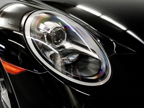 Used 2019 Porsche 911 Carrera T RWD image 38