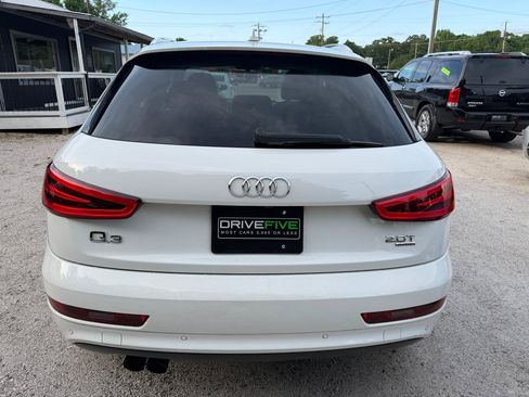 Used 2015 Audi Q3 2.0T Prestige w/ Prestige Package AWD/4WD image 4