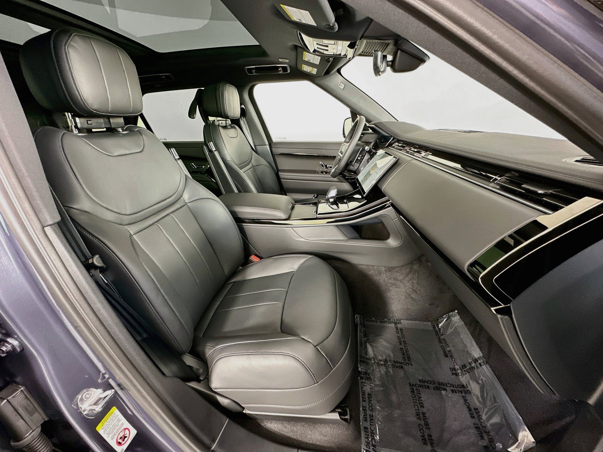 New 2026 Land Rover Range Rover Sport SE AWD/4WD image 25