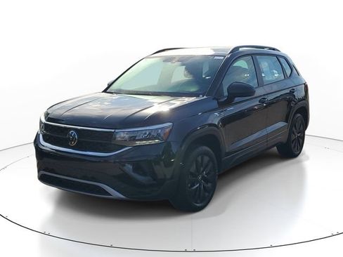 Used 2023 Volkswagen Taos S FWD image 2