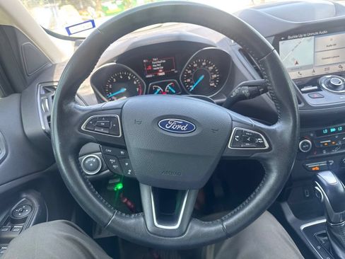 Used 2019 Ford Escape Titanium FWD image 25