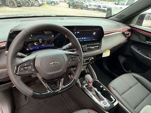 New 2026 Chevrolet TrailBlazer RS w/ Convenience Package FWD image 3