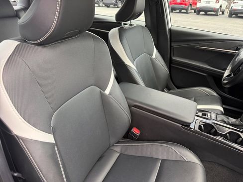 Used 2025 Toyota Camry SE FWD image 18