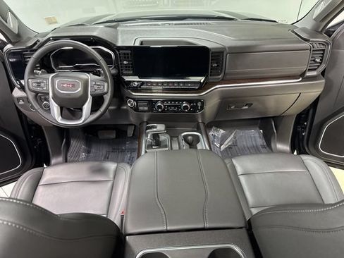Used 2024 GMC Sierra 1500 Elevation w/ Elevation Premium Package AWD/4WD image 18
