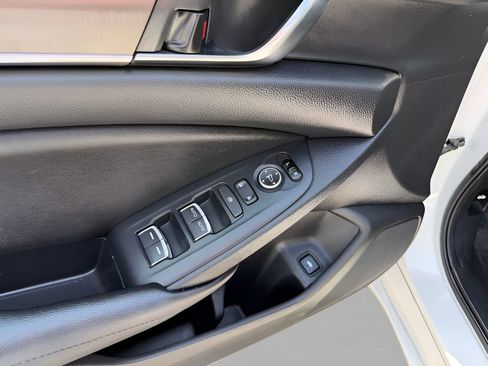 Used 2020 Honda Accord LX image 16