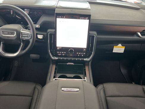 New 2026 GMC Yukon Denali AWD/4WD image 12