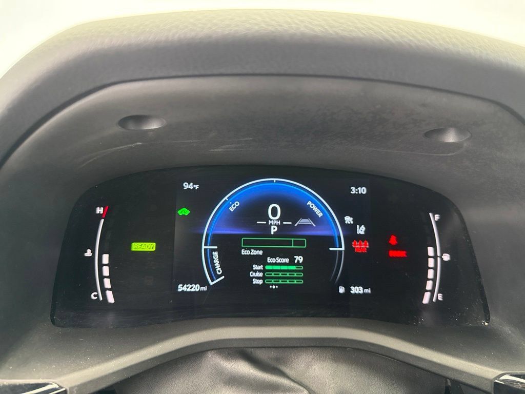 Used 2025 Toyota Camry SE FWD image 27