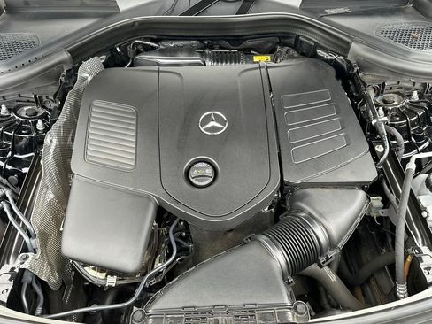 Certified 2023 Mercedes-Benz GLC 300 4MATIC image 17